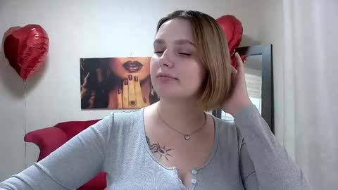 Diane Mills online show from 02.22.25