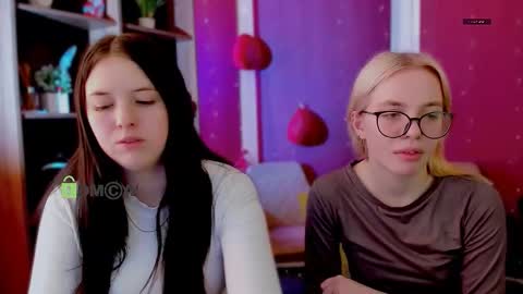 Snapshot of diara_ti chatting on 02.17.26 diara ti online show from 02.17.26