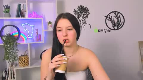 Snapshot of diara_ti chatting on 02.27.26 diara ti online show from 02.27.26