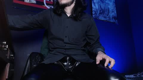 DICAPRIO online show from 03.30.26