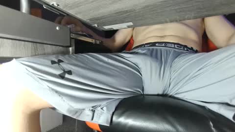 Dick And Muscle online show from 02.04.25