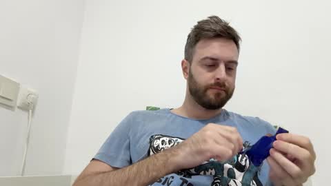Snapshot of dickjulian chatting on 12.21.24 Im Julian all cum shot videos here online show from 12.21.24
