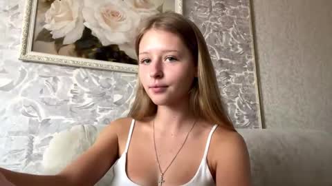 Snapshot of diedrabogan chatting on 02.15.26 Mia 18 . online show from 02.15.26