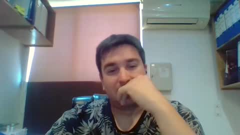 Snapshot of diegoox_cat chatting on 12.04.24 Diego online show from 12.04.24