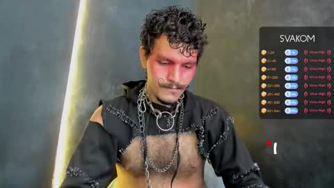 diemond_latinx98 online show from 11.18.25