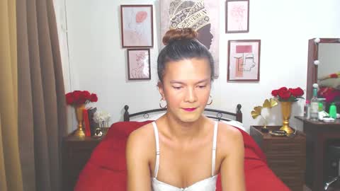 Dennesse online show from 12.06.24