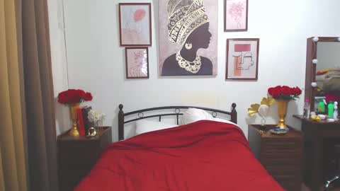 Dennesse online show from 12.18.24