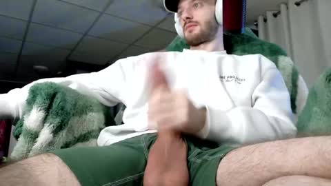 digbicknik online show from 09.22.25