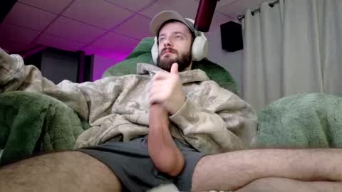 Snapshot of digbicknik chatting on 02.05.26 digbicknik online show from 02.05.26