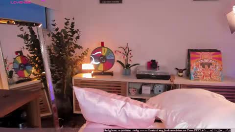 Snapshot of digitalkisses chatting on 06.26.26 Estef Ger online show from 06.26.26