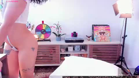 Snapshot of digitalkisses chatting on 06.29.26 Estef Ger online show from 06.29.26