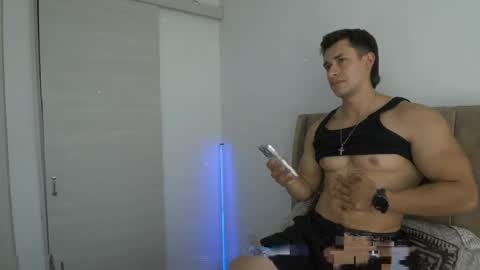 Snapshot of dilan_coy chatting on 04.27.26 Dilan Coy online show from 04.27.26