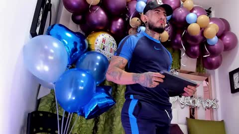 dilan_scootk_ online show from 02.02.25