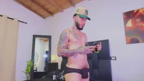 Snapshot of dilan_scootk_j chatting on 06.23.26 Dilan Scootk online show from 06.23.26