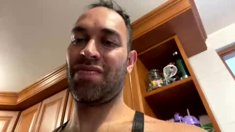 dilfofthenextdoor42 online show from 11.19.25