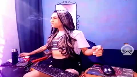 Di Marieth online show from 02.26.25