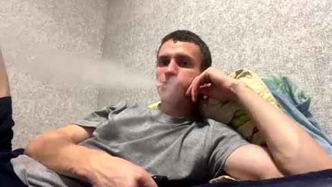 Snapshot of dimes_21 chatting on 09.17.25 dimes_21 online show from 09.17.25