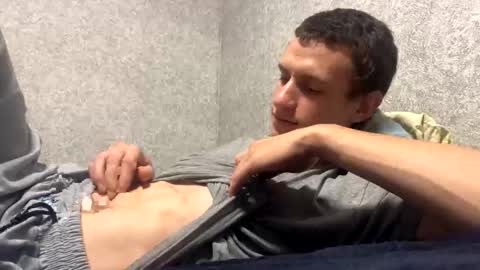 Snapshot of dimes_21 chatting on 09.21.25 dimes_21 online show from 09.21.25