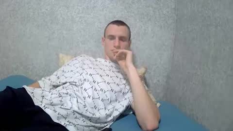 Snapshot of dimes_21 chatting on 10.15.25 dimes_21 online show from 10.15.25