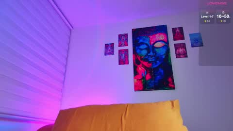 Julian Independent Model online show from 02.14.26