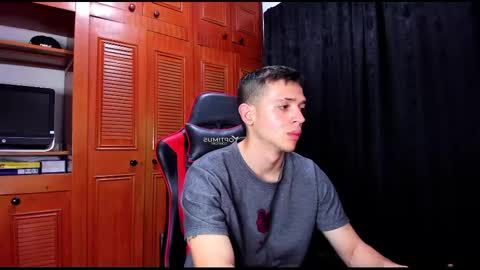 dimitri_higt online show from 01.08.25