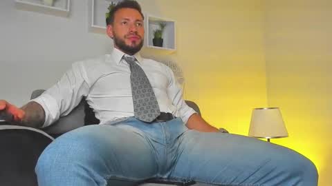 Snapshot of dimitri_master chatting on 09.16.25 Angel Dimitri online show from 09.16.25