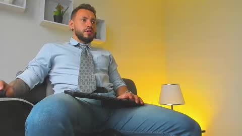 Snapshot of dimitri_master chatting on 09.16.25 Angel Dimitri online show from 09.16.25