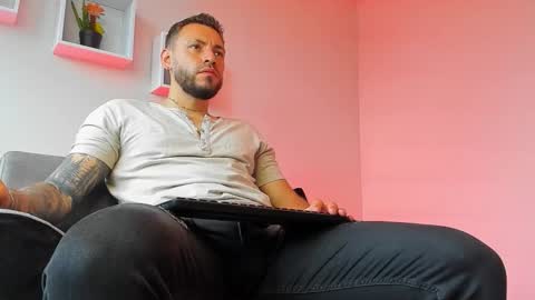 Snapshot of dimitri_master chatting on 11.09.25 Angel Dimitri online show from 11.09.25