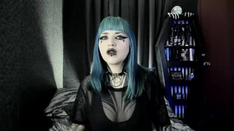 Snapshot of dimmuanddarkness chatting on 02.16.25 dimmuanddarkness online show from 02.16.25