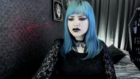 Snapshot of dimmuanddarkness chatting on 02.21.25 dimmuanddarkness online show from 02.21.25