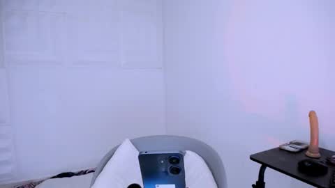 DINA online show from 12.08.24