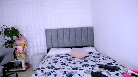 DINA online show from 01.10.25