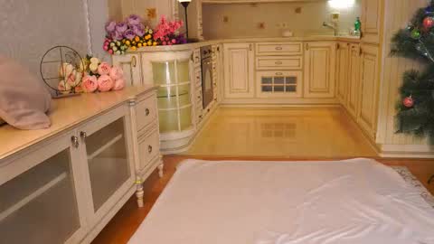 Snapshot of dinacaguimbal chatting on 01.10.26 Dina and ill be glad to be here with you follow to me online show from 01.10.26