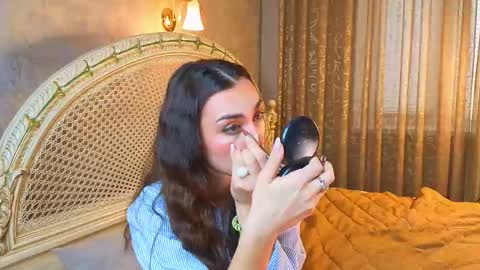 Snapshot of dinacaguimbal chatting on 01.12.26 Dina and ill be glad to be here with you follow to me online show from 01.12.26