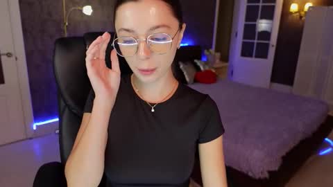 dinacandy online show from 09.30.25