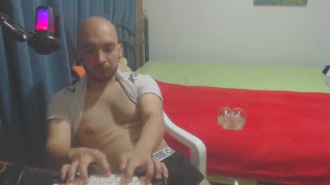 Dincht online show from 12.12.24