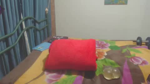 Dincht online show from 10.03.25