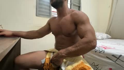 dinhoo14 online show from 12.02.25