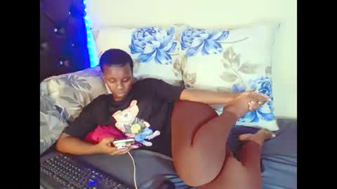 Snapshot of dinnydakrazx chatting on 10.07.25 dinnydakrazx online show from 10.07.25