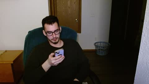 Snapshot of dirk_diggler_dirk chatting on 02.04.25 Dirk Diggler online show from 02.04.25