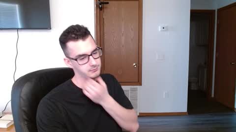 Snapshot of dirk_diggler_dirk chatting on 02.28.25 Dirk Diggler online show from 02.28.25