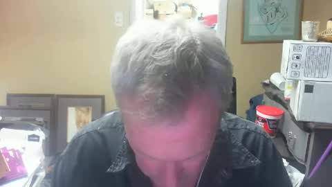 DirtkPitt Fun guy working online show from 12.21.24