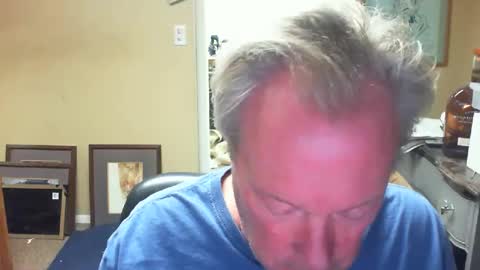 DirtkPitt Fun guy working online show from 11.17.25