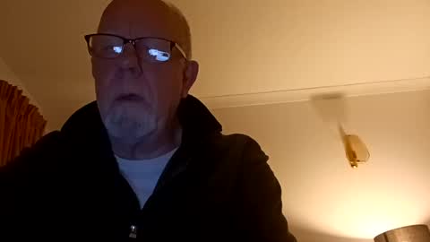 Snapshot of dirtboy_1 chatting on 06.13.26 dirtboy_1 online show from 06.13.26