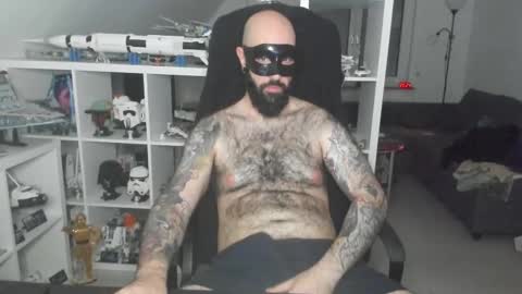 Robert online show from 11.30.25