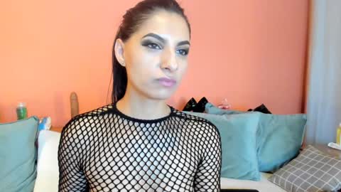 Snapshot of dirtybeya chatting on 01.28.25 Dirtybeya online show from 01.28.25