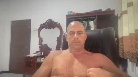 Snapshot of dirtydanlondon chatting on 02.15.25 Dirtydanlondon online show from 02.15.25