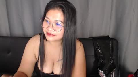 LatexQueen online show from 09.23.25