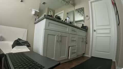 Snapshot of dirtygirldaisy chatting on 02.11.25 Daisy Love online show from 02.11.25