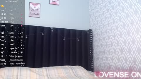 Snapshot of dirtylittleslutt_ chatting on 12.29.24 Nemesis online show from 12.29.24